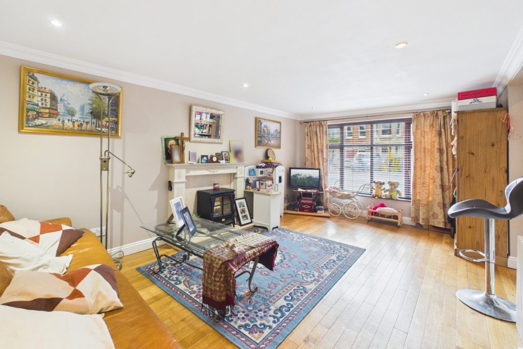 listing_980576_0018_a5d0dd6b_1500x1000.jpg