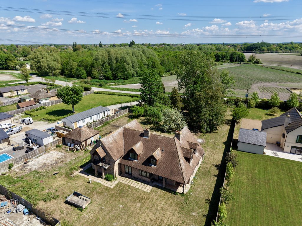 listing_981700_0015_cdf97e6c_1500x1000.jpg