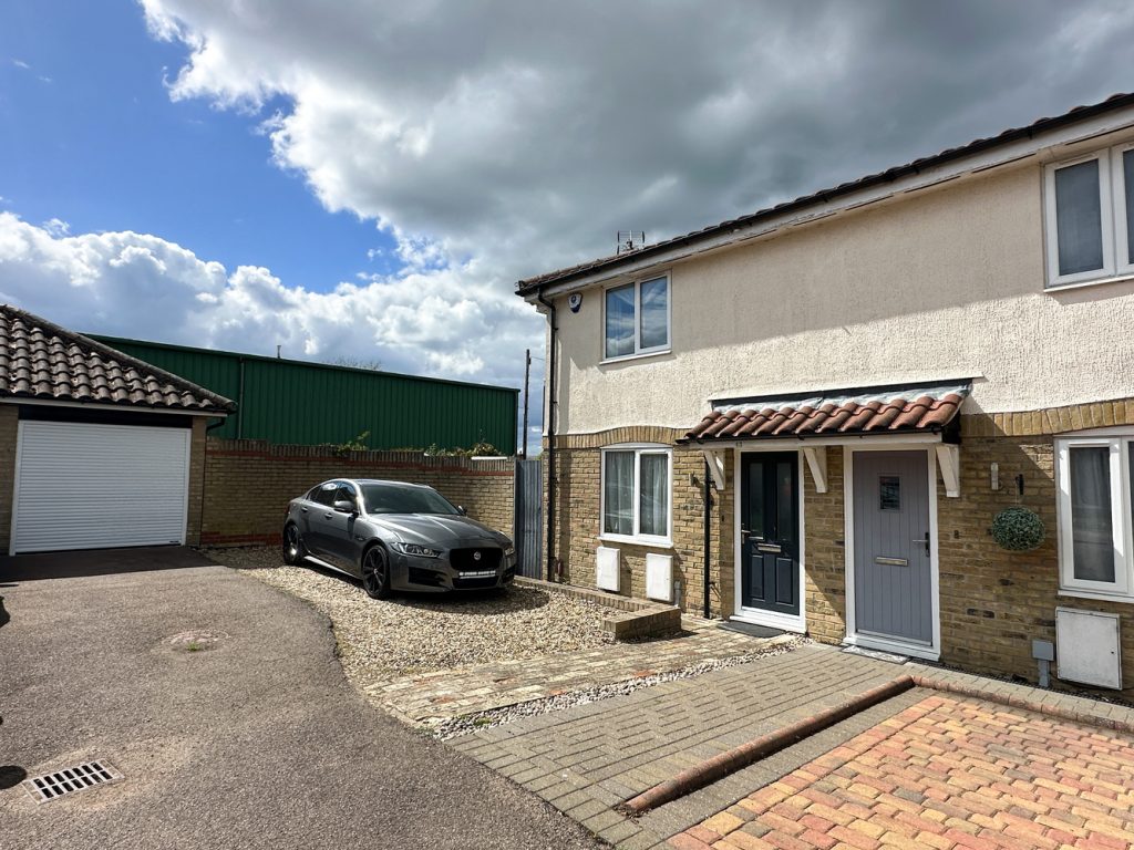 Bayfield Drive, Burwell, Cambridge, Cambridgeshire