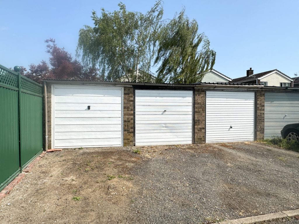 Garage nearby