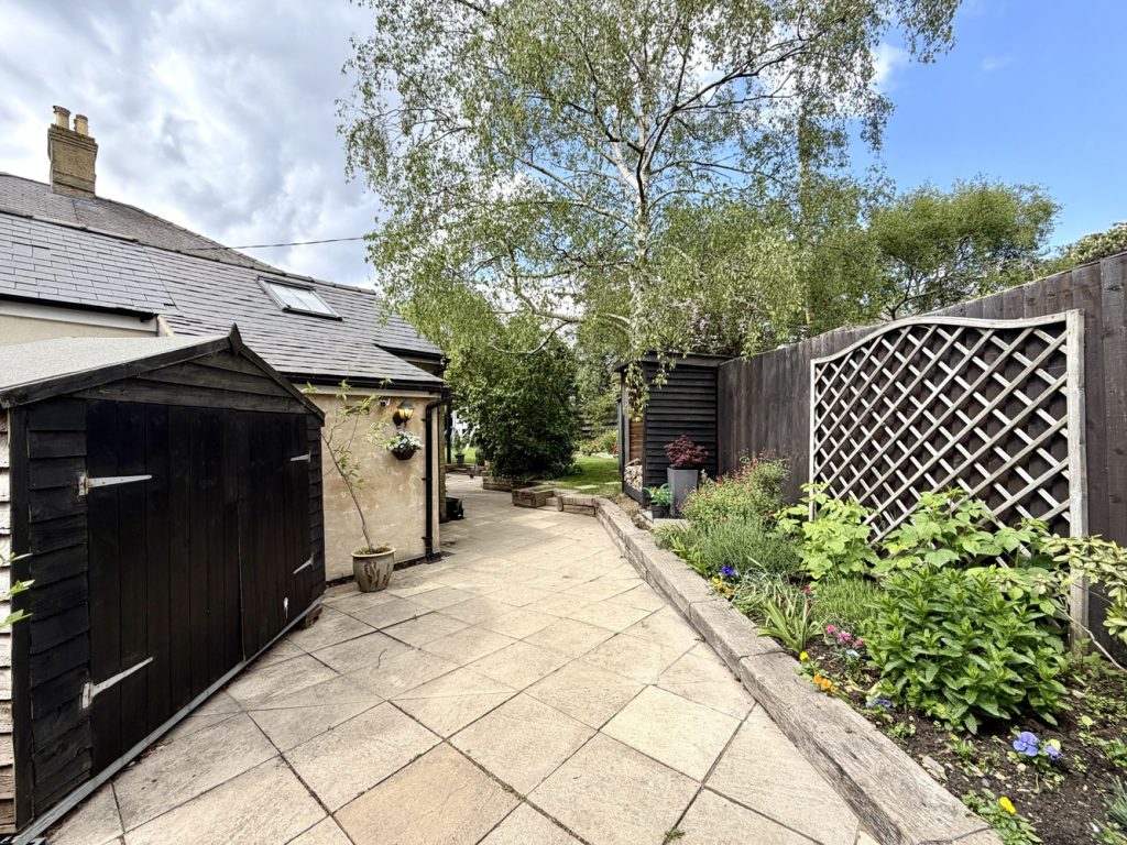 listing_993635_0014_64f565da_1500x1000.jpg